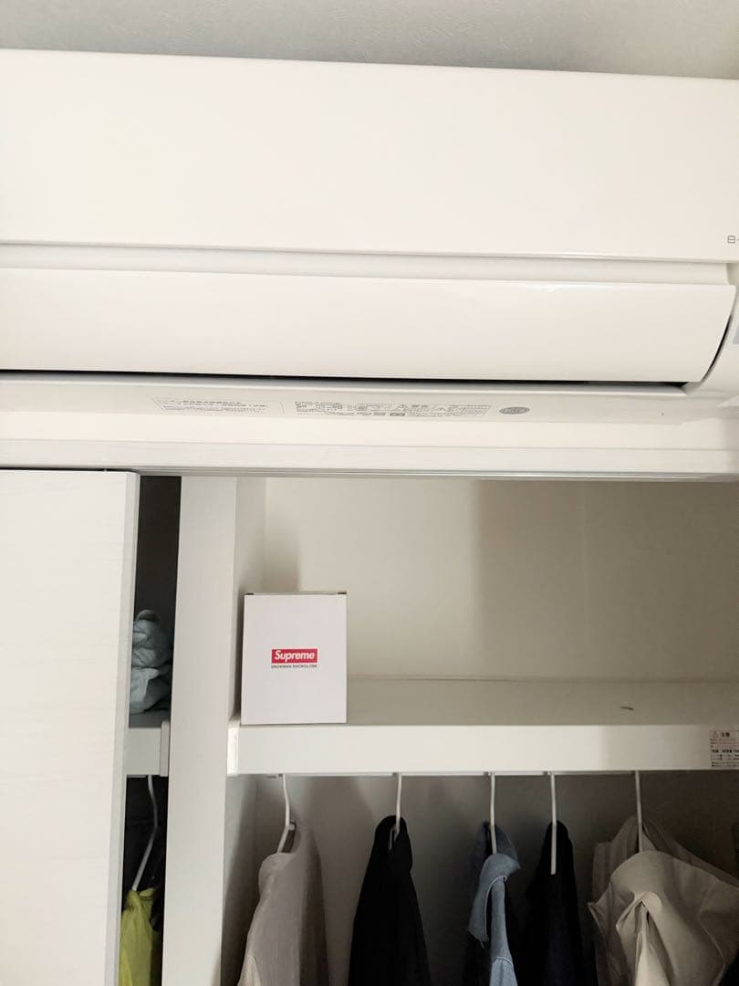 supreme 限定品 鑑定書付属 Man