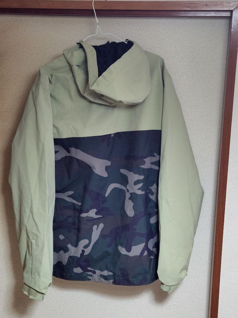 NOMADIK　777ウェア　Mサイズ　美品　格安