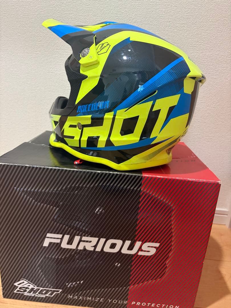 SHOT FURIOUS モトクロス用　フルフェイスヘルメット　キッズ用