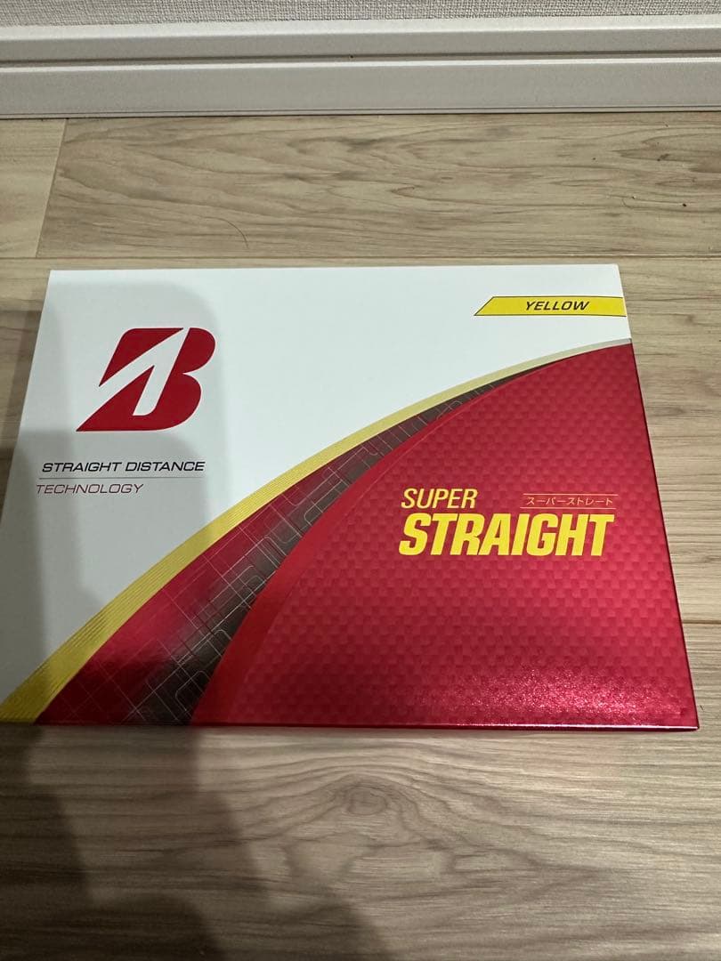2025年モデルSuper Straight ゴルフボール イエロー　3ダース