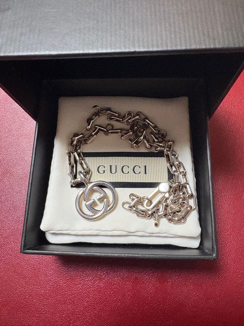 本日限定価格　GUCCI インターロッキングG シルバー