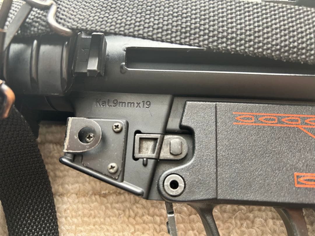 東京マルイ 電動ガン バッテリー付き