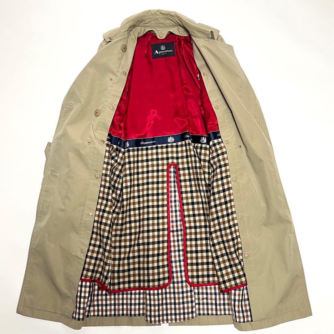 【美品】アクアスキュータム　トレンチコート　赤ライナー　現行タグ　ベージュ　8