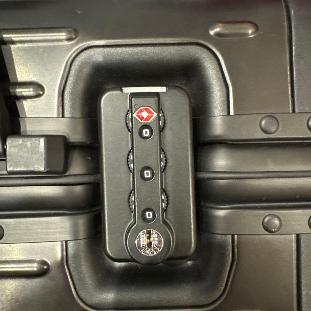 リモワ　オリジナルキャビン