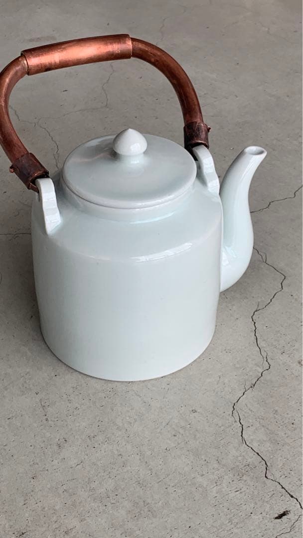 Lee Gee Jo イ・キジョ 白磁ポット（日本未入荷）