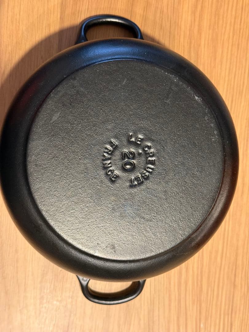 ル・クルーゼ　ココット・ロンド 20cm マットブラック 両手鍋