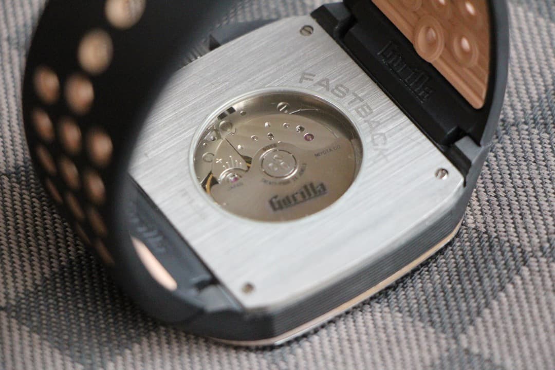 Gorilla Fastback FBY6.0 ブラック/ゴールド