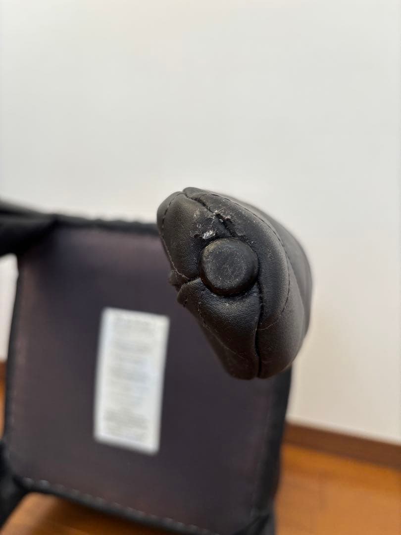 moooi モーイ　SFCH-MONSTER 刺繍あり モンスターチェア／2