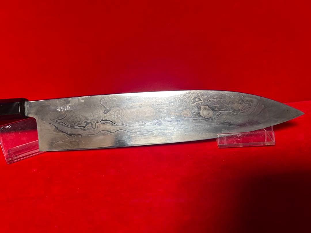 No.01392 包丁　和牛刀　重啓作　折り返し￼鍛錬　墨流　雲流　三枚打