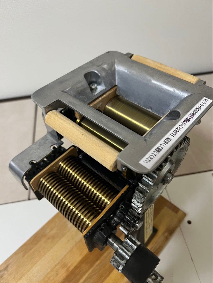 p*o様 コジマ製 鋳物製麺機 1型 本体 片刃4㎜仕様 小野式製麺機タイプ