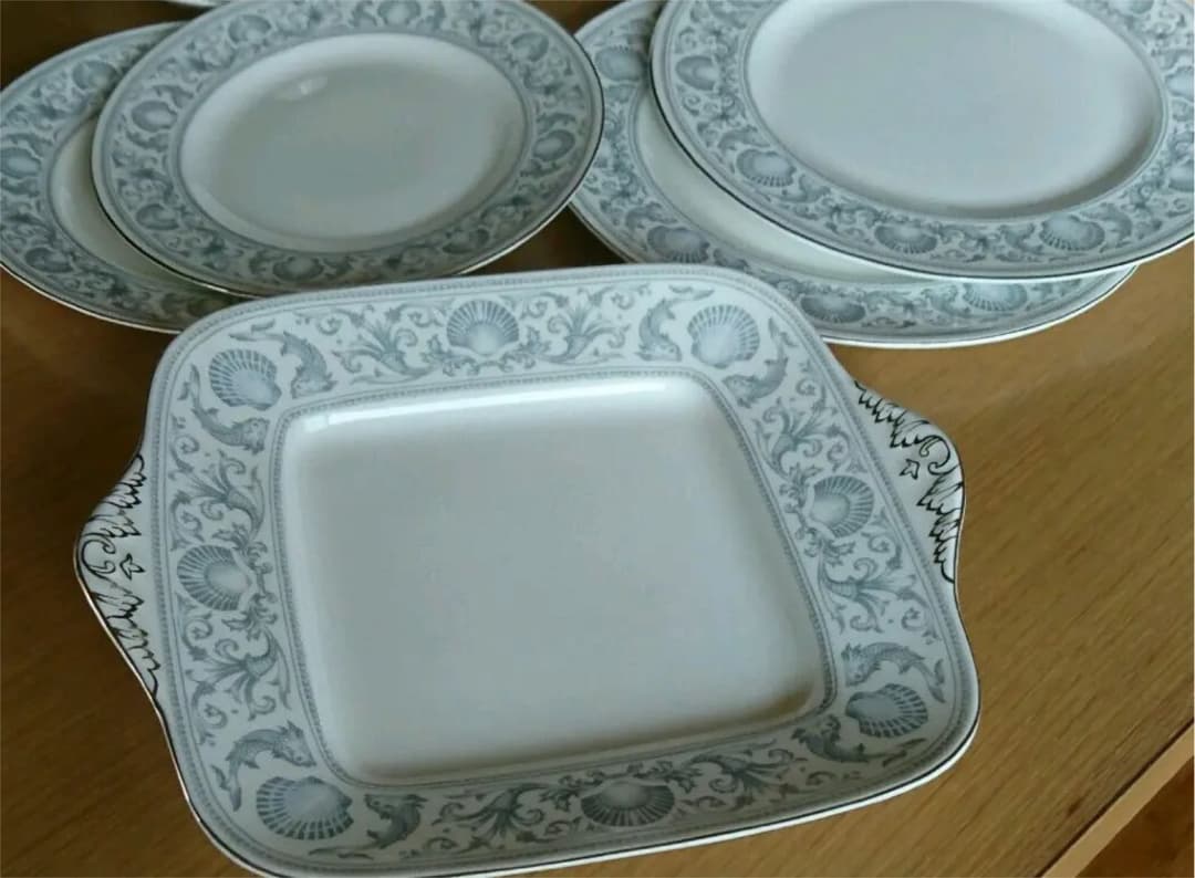 【ウェッジウッド】 ドルフィンホワイト プレート