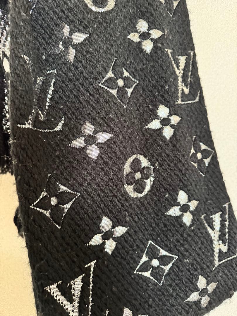 専用ルイヴィトン☆ニットマフラー ロゴ入り フリンジ付き