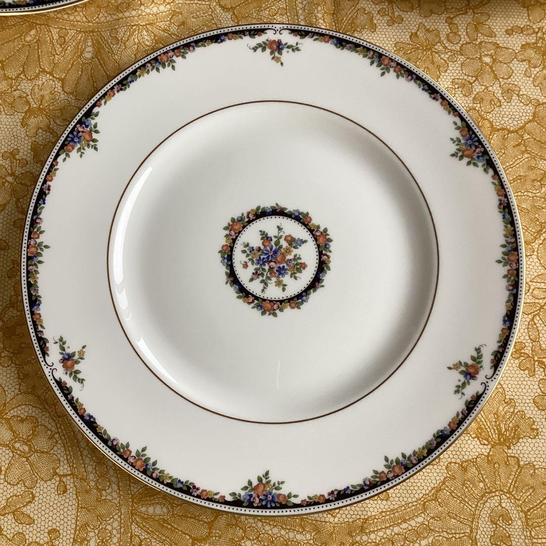 《 OSBORN》英国製ウエッジウッドオズボーンディナー皿4枚