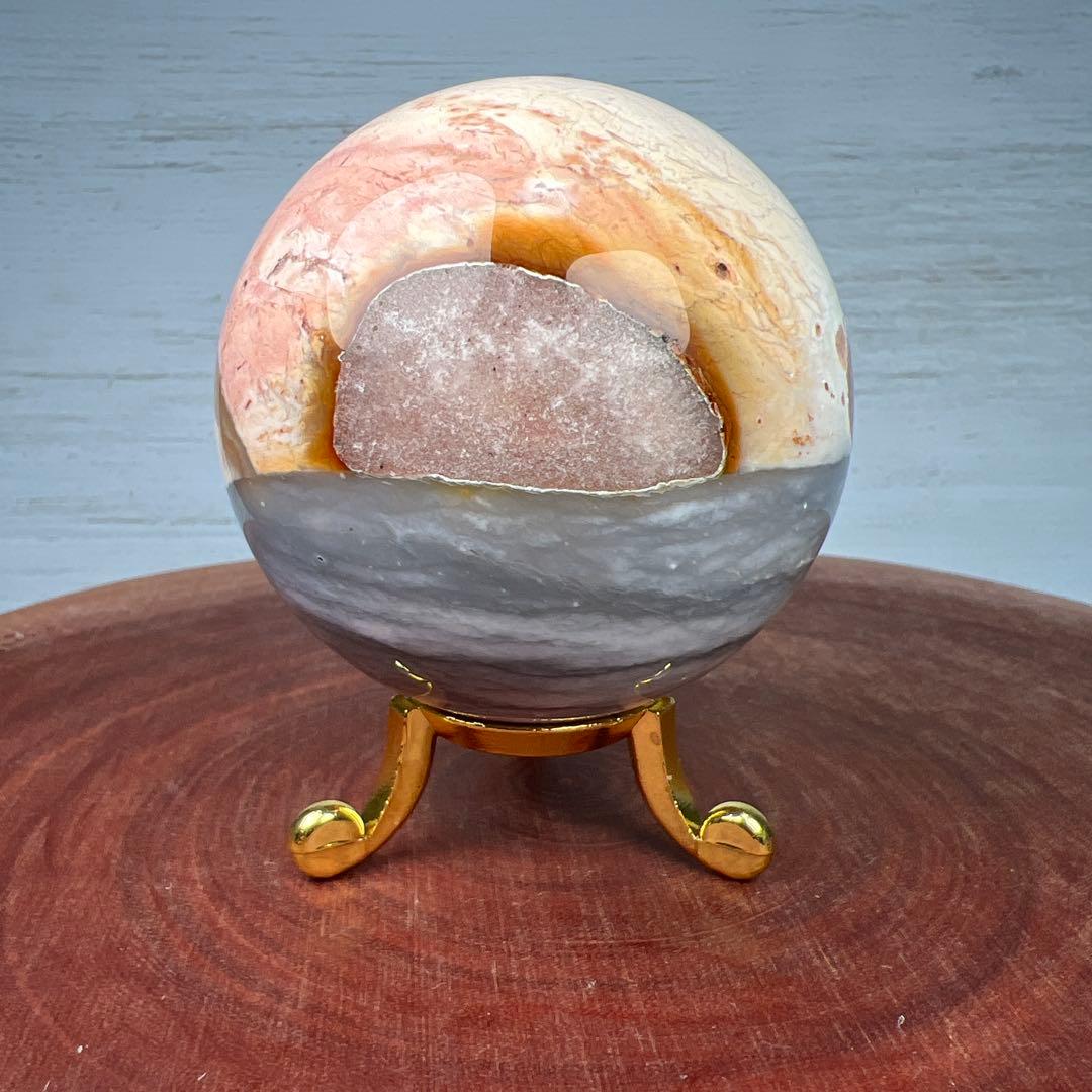 天然石　ペトリファイドウッド　スフィア　69ミリ　台座付き　夕焼けのようなペトリ