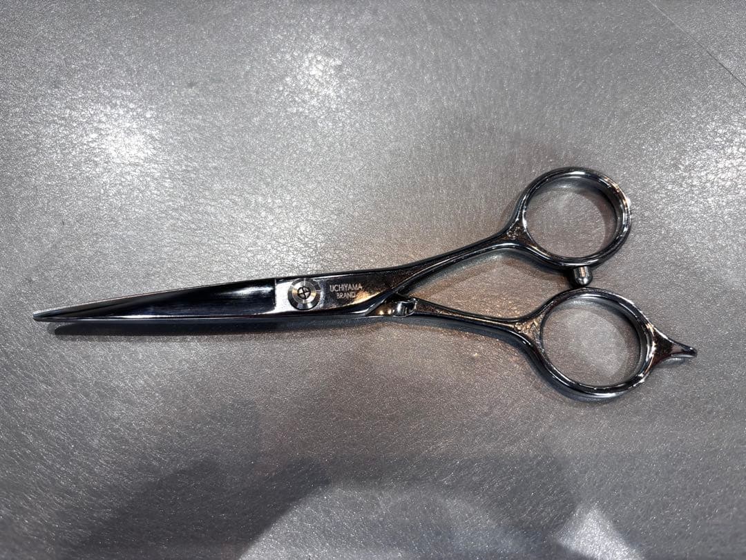 シザーズ内山　カットシザー