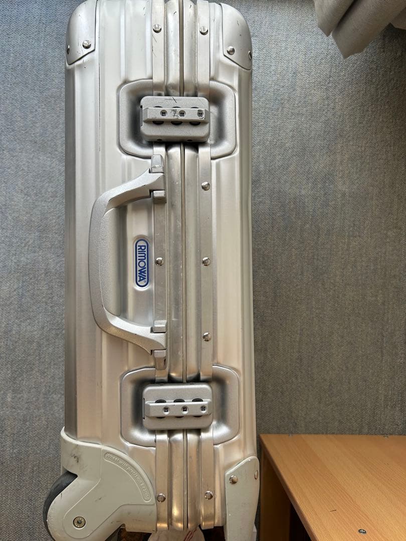 RIMOWA トパーズ 2輪 32L アルミスーツケース