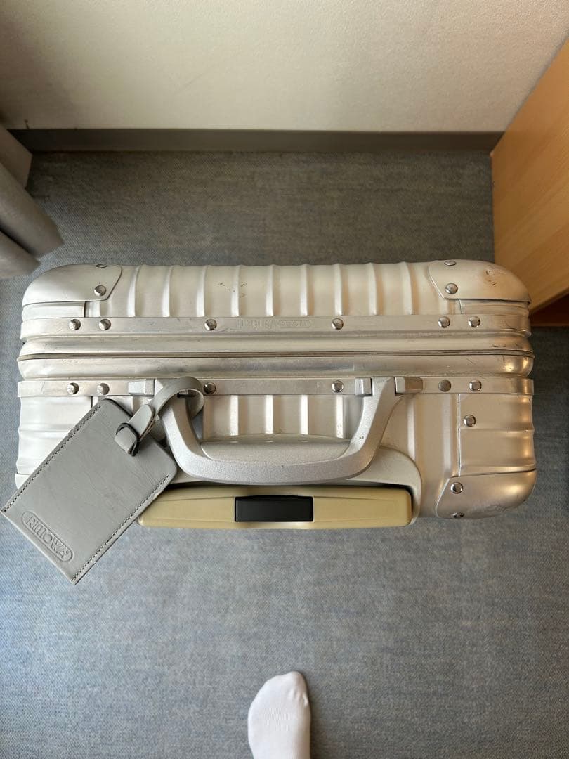 RIMOWA トパーズ 2輪 32L アルミスーツケース