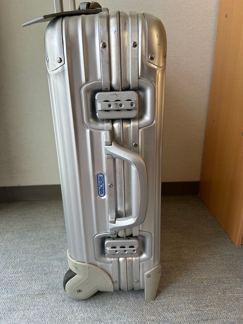 RIMOWA トパーズ 2輪 32L アルミスーツケース