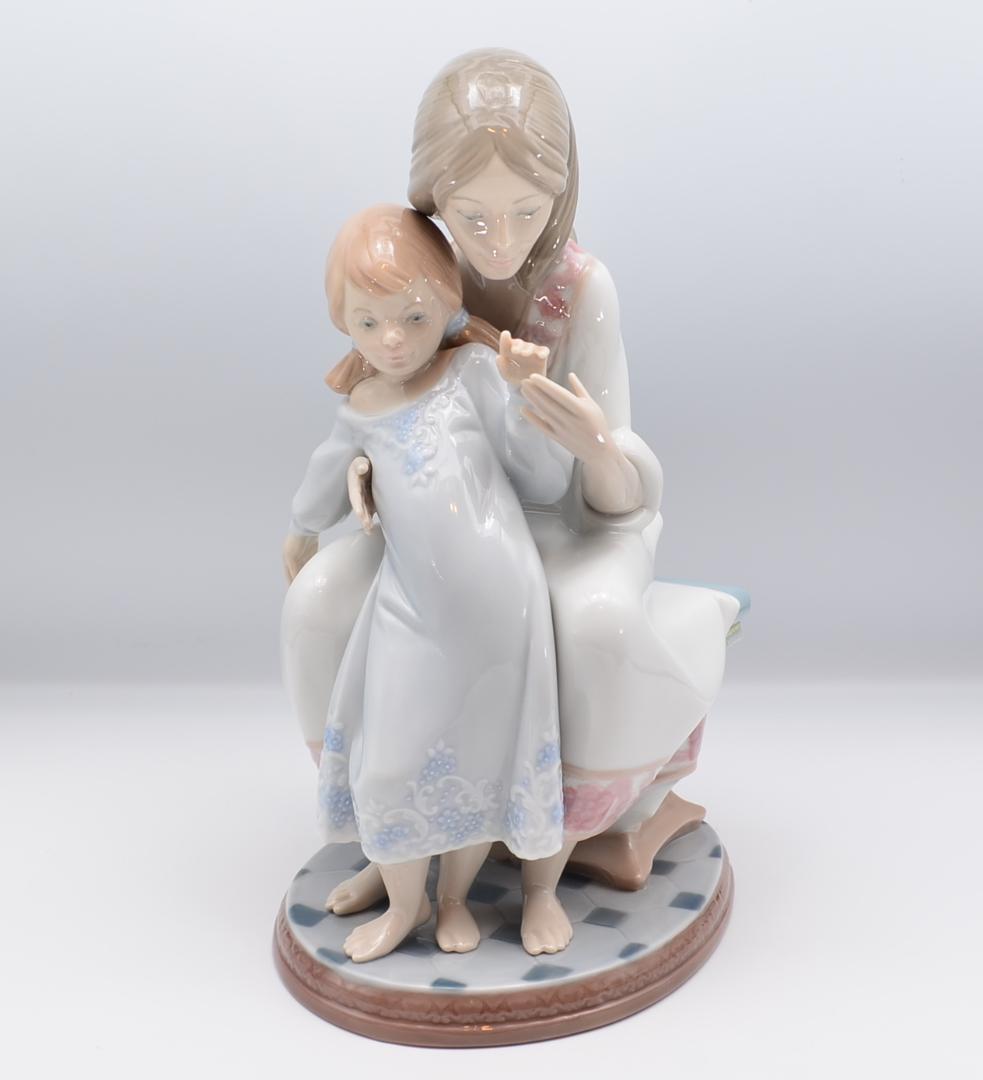 やさしさ　＃1527　★リヤドロ　スペイン　ポーセリン　光沢仕上げ　箱付き　絶版