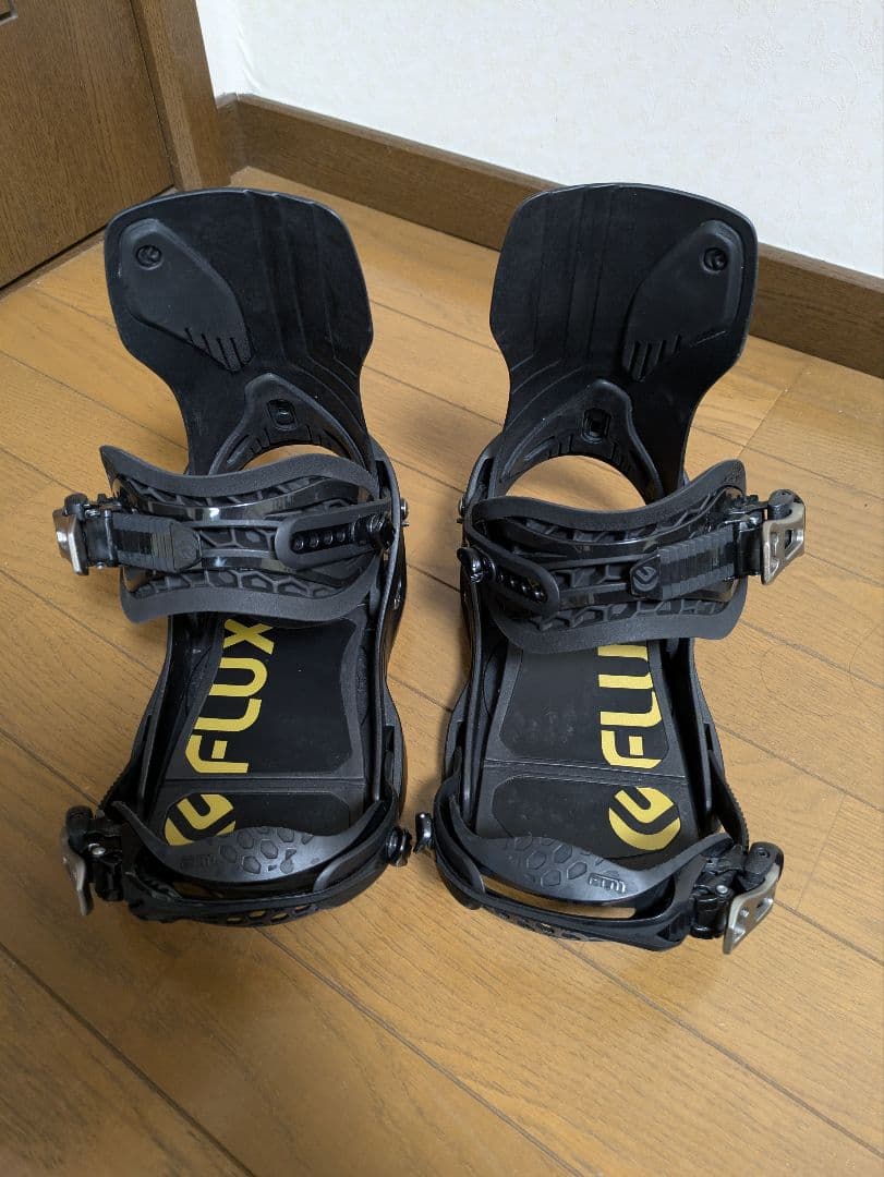 FLUX XV スノーボードビンディング ブラック