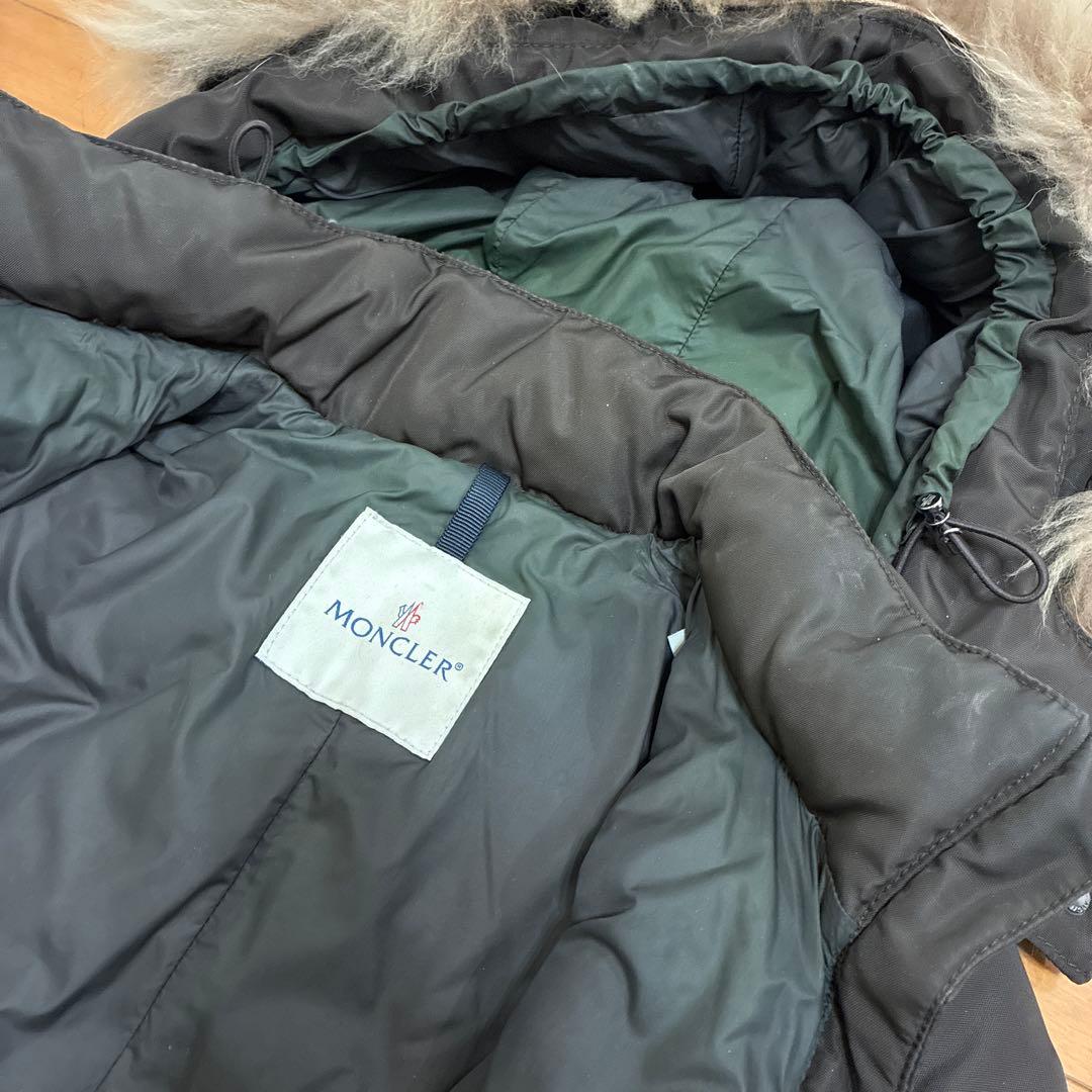Moncler ブラウン ロングダウンジャケット