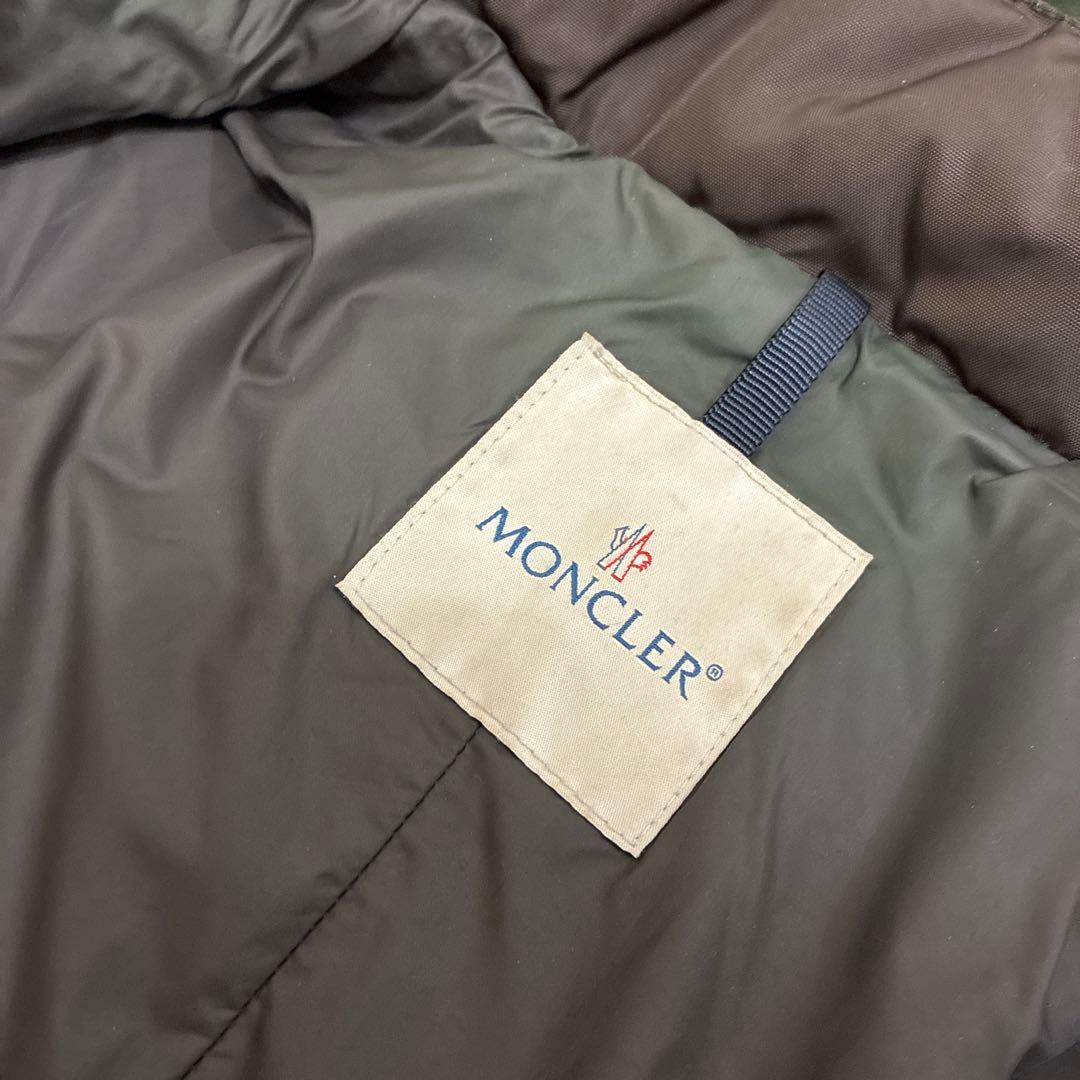 Moncler ブラウン ロングダウンジャケット