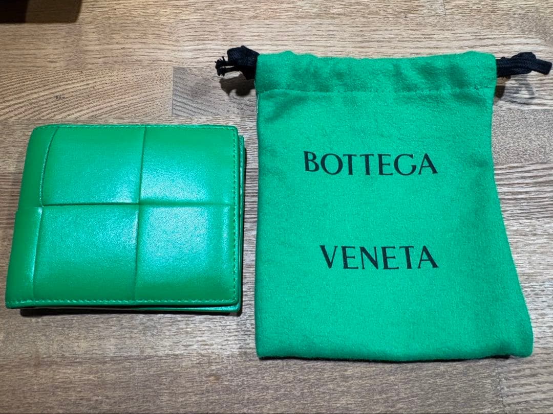 ボッテガヴィネタ カセット 財布 カードケース グリーン