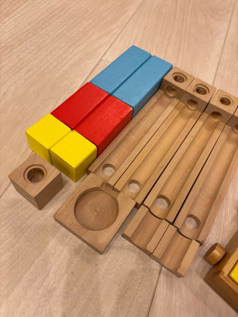 良品◼️木製 知育玩具セット　ボール