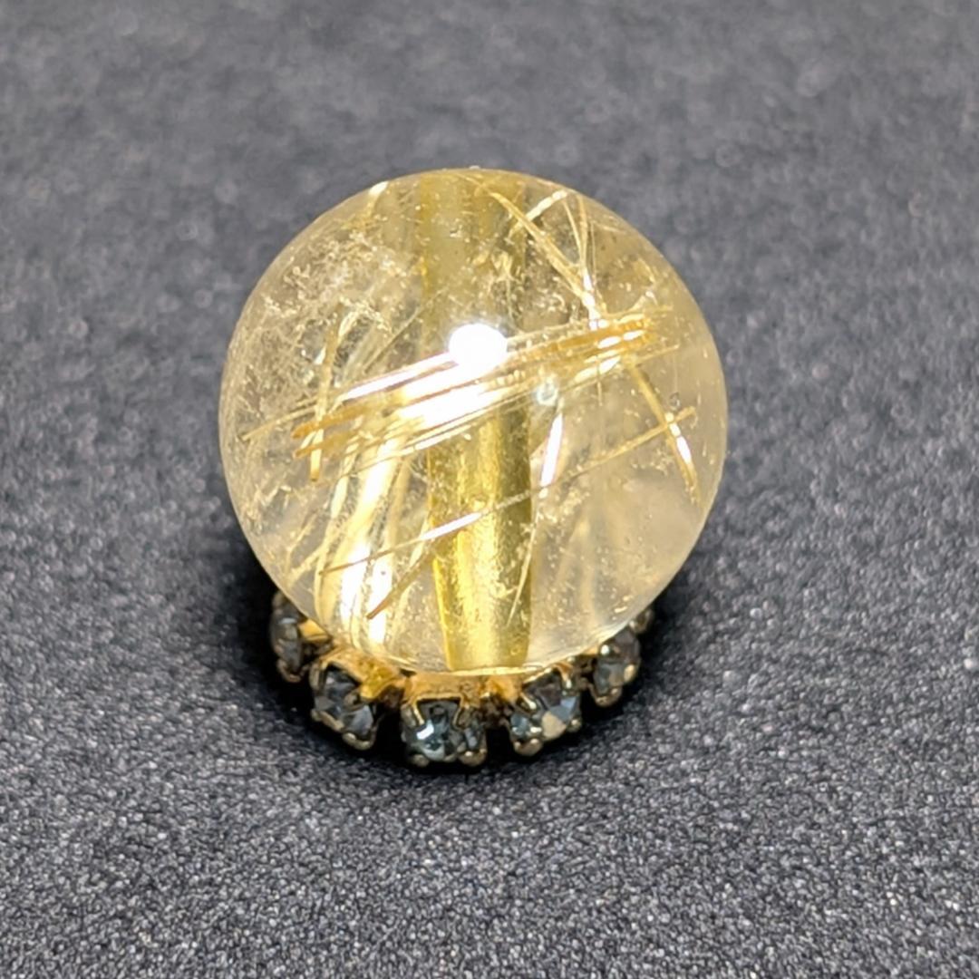 一点物【金色の針がカッコいい】タイチンルチル 10ミリ 粒売り 貫通穴あり