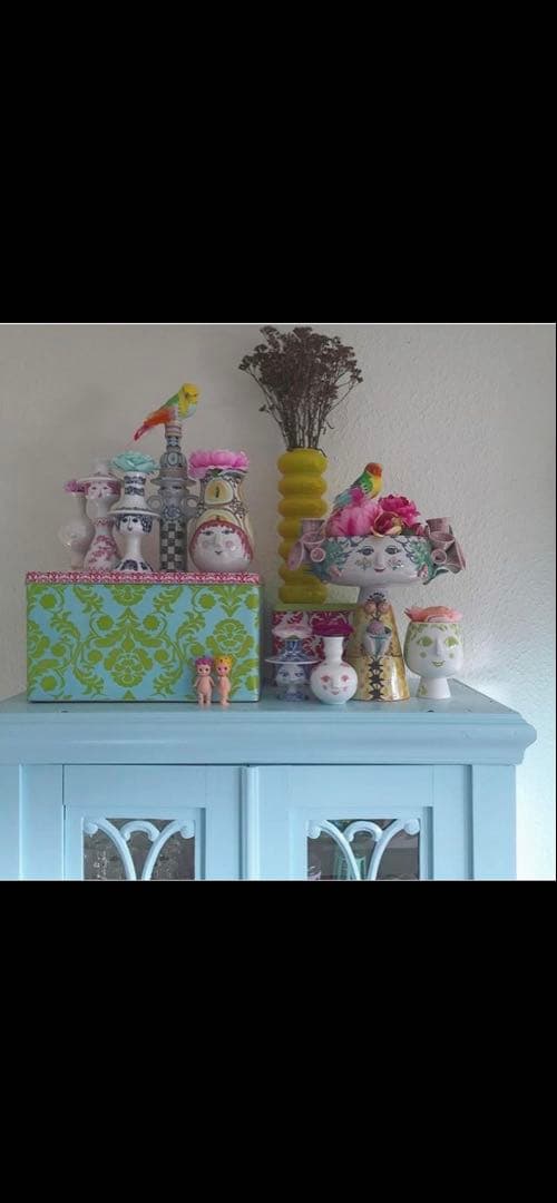 ビヨンヴィンブラッド　ビンテージ1972年帽子を被った可愛い女の子１箇所修復有り