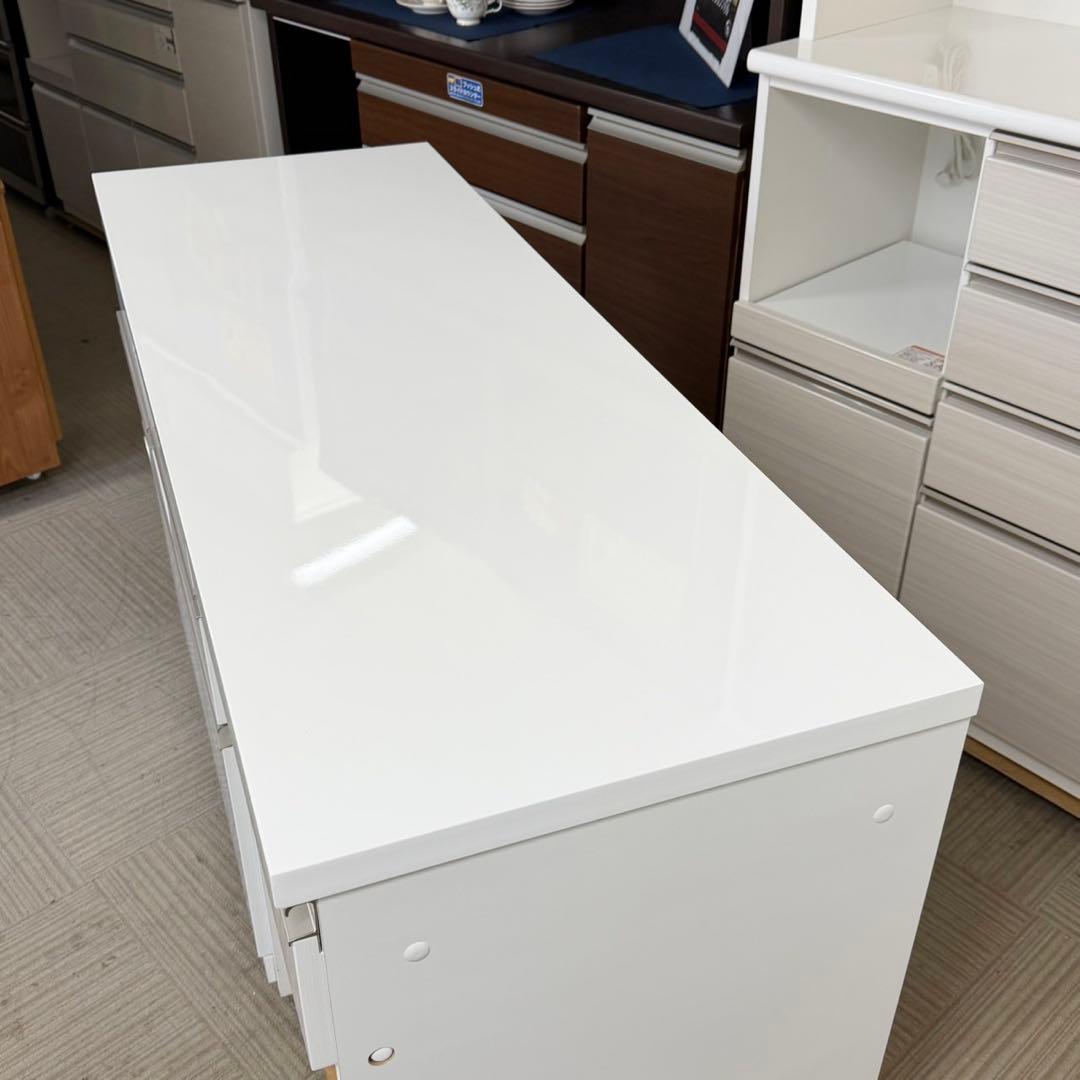 現行モデル ニトリ 140cm幅キッチンカウンター(リガーレ) ダストボックス付