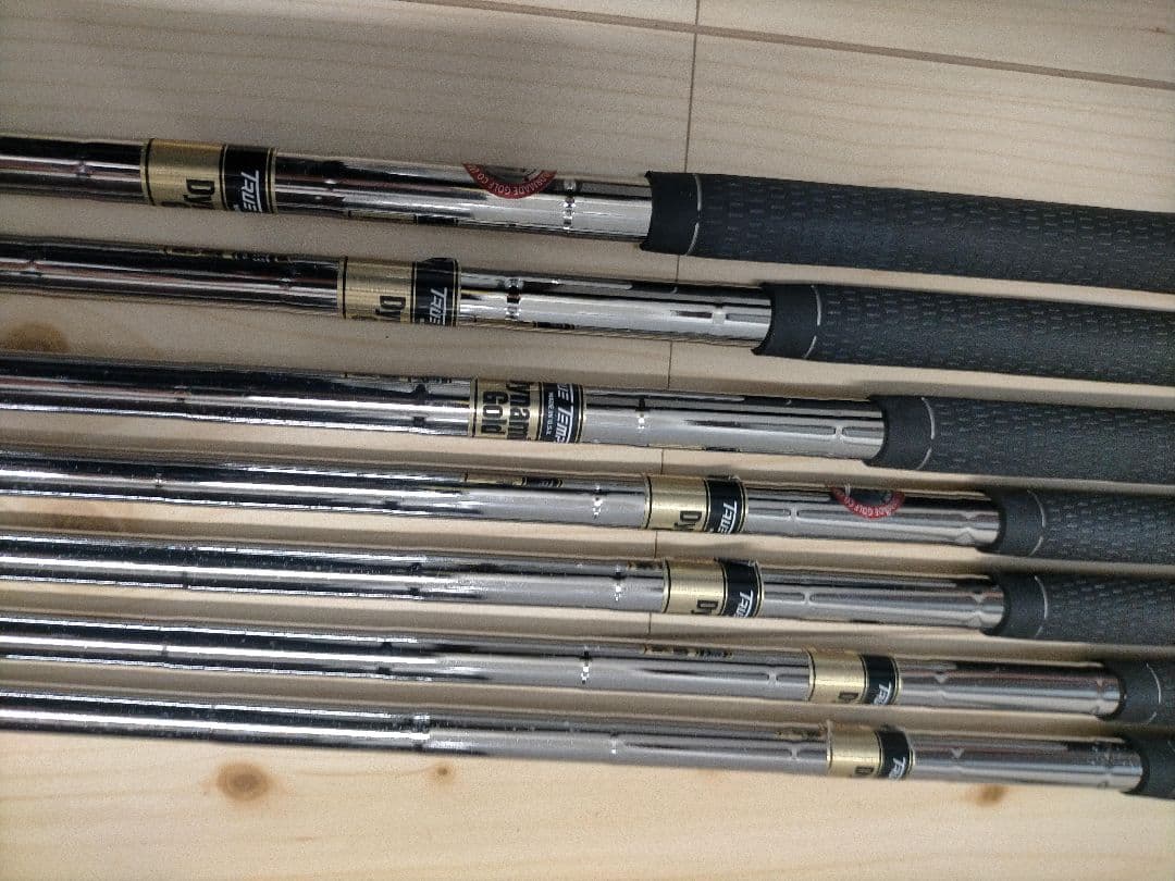 テーラーメイド M5 アイアンセット 4-9,P DGS200 7本 シュウさん