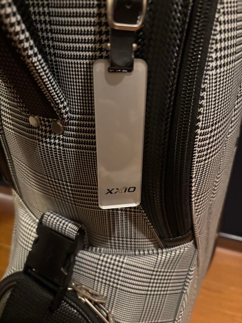ゼクシオ XXIO キャディバッグ 軽量　GGC-X111 ネームタグ未使用