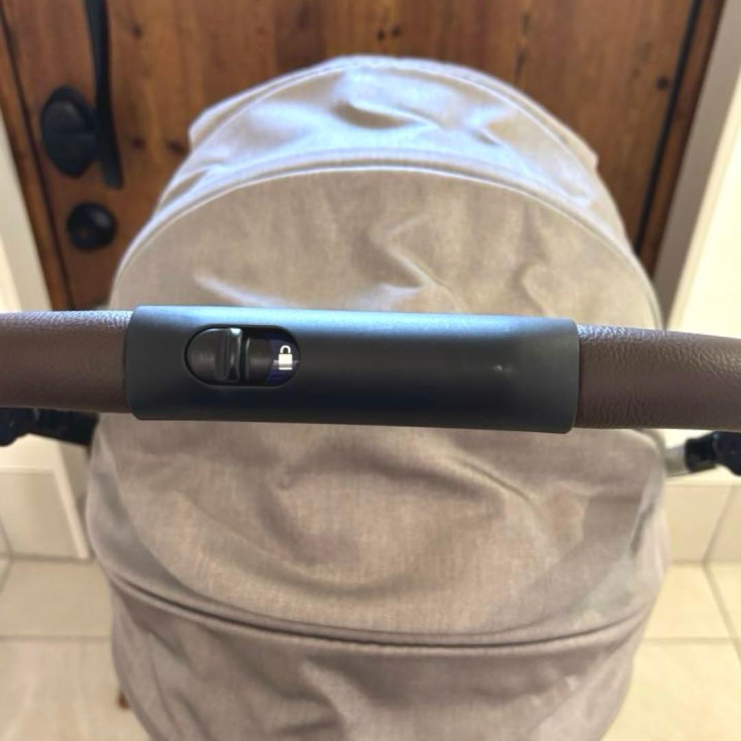 【たゆたうくらげ】アップリカ ラクーナクッションフリープラスAC