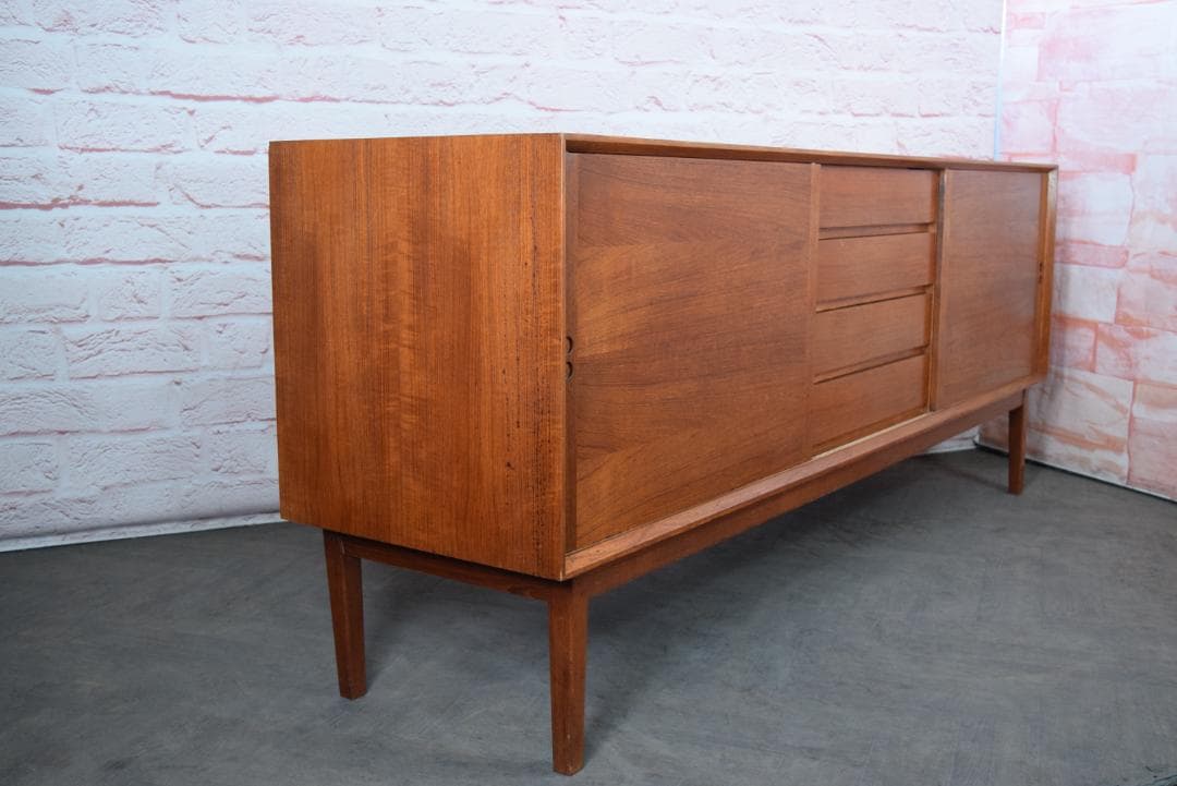 1960s Lloyd's Antiques HORNSLET サイドボード