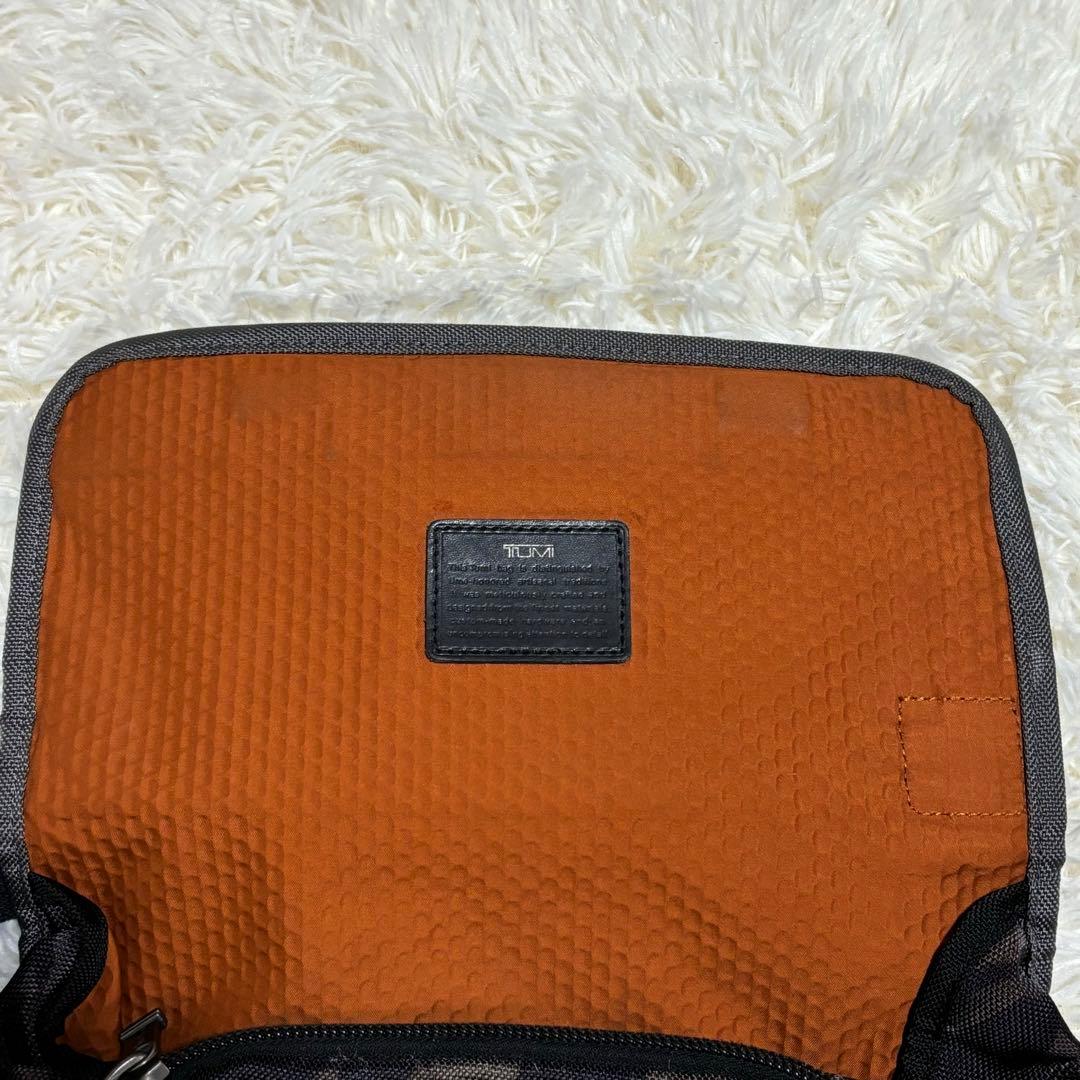 TUMI トゥミ メッセンジャーバッグ ショルダーバッグ カモフラ アルファ