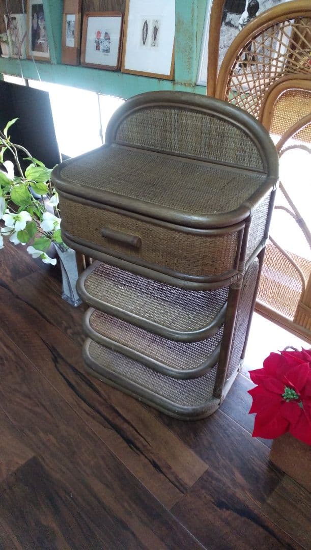 籐 引き出し付きラック