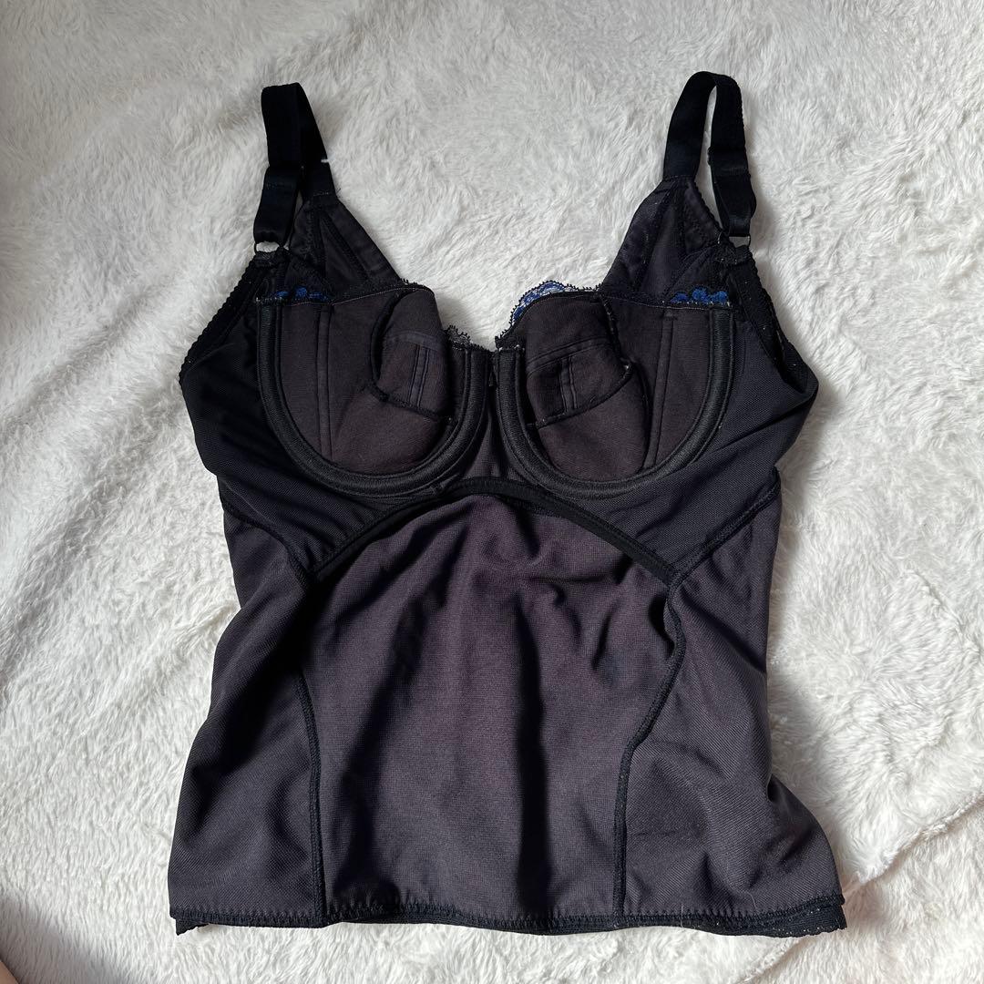 マルコ カーヴィシャス ½カップロングブラ C80