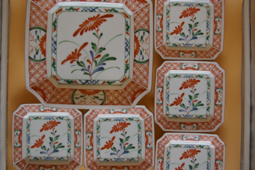 値下げ　乃りたけ ノリタケ 和皿 赤絵 角皿 大皿1枚 小皿5枚