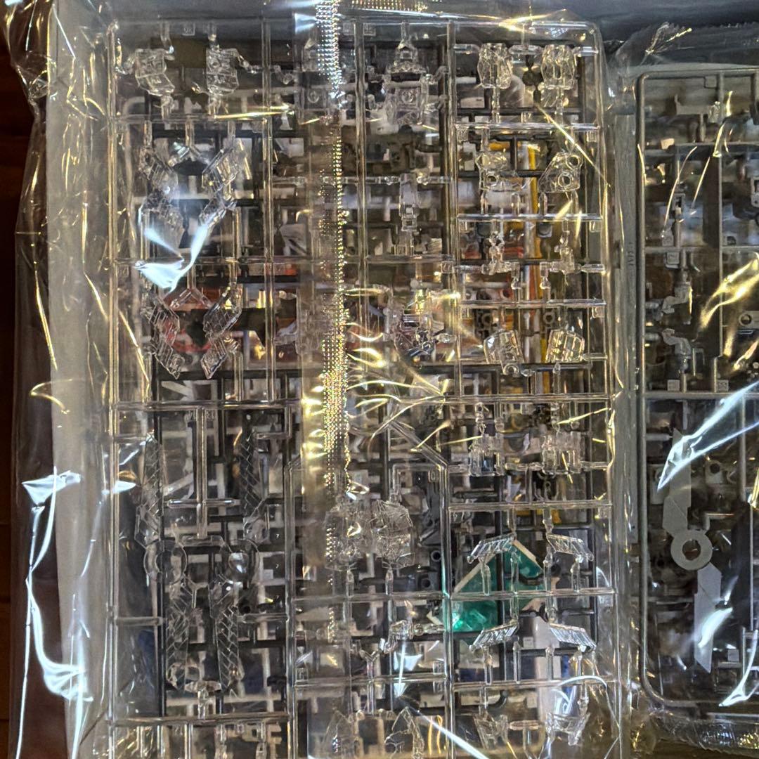 MG ナラティブガンダム　B装備　未組み立て