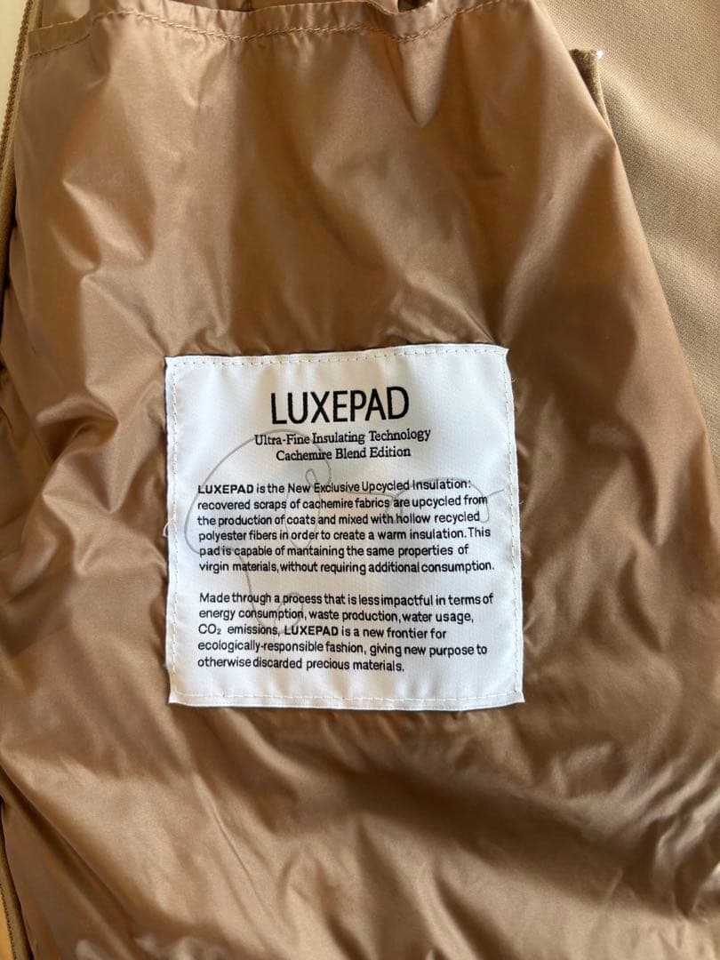 マックスマーラ　ベージュ キルティング ノースリーブ ダウンベスト