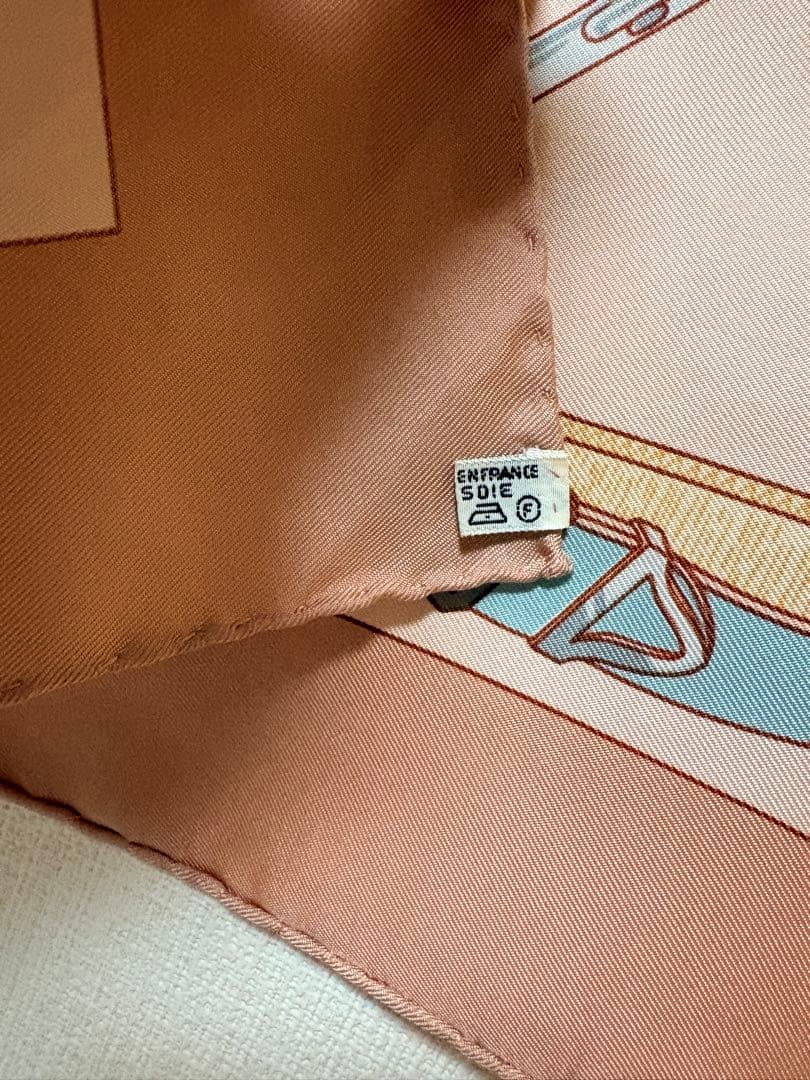 HERMES エルメス Eperon d’or黄金の拍車 カレ90 スカーフ