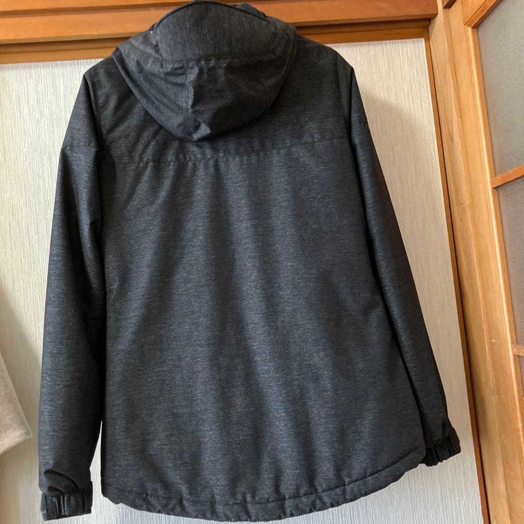VOLCOM レディース　スノーボードウェア　上下
