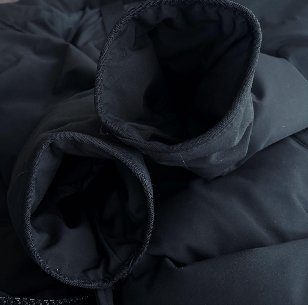 カナダグース　希少Lサイズ　ブラックレーベルミスティークパーカー　ブラック