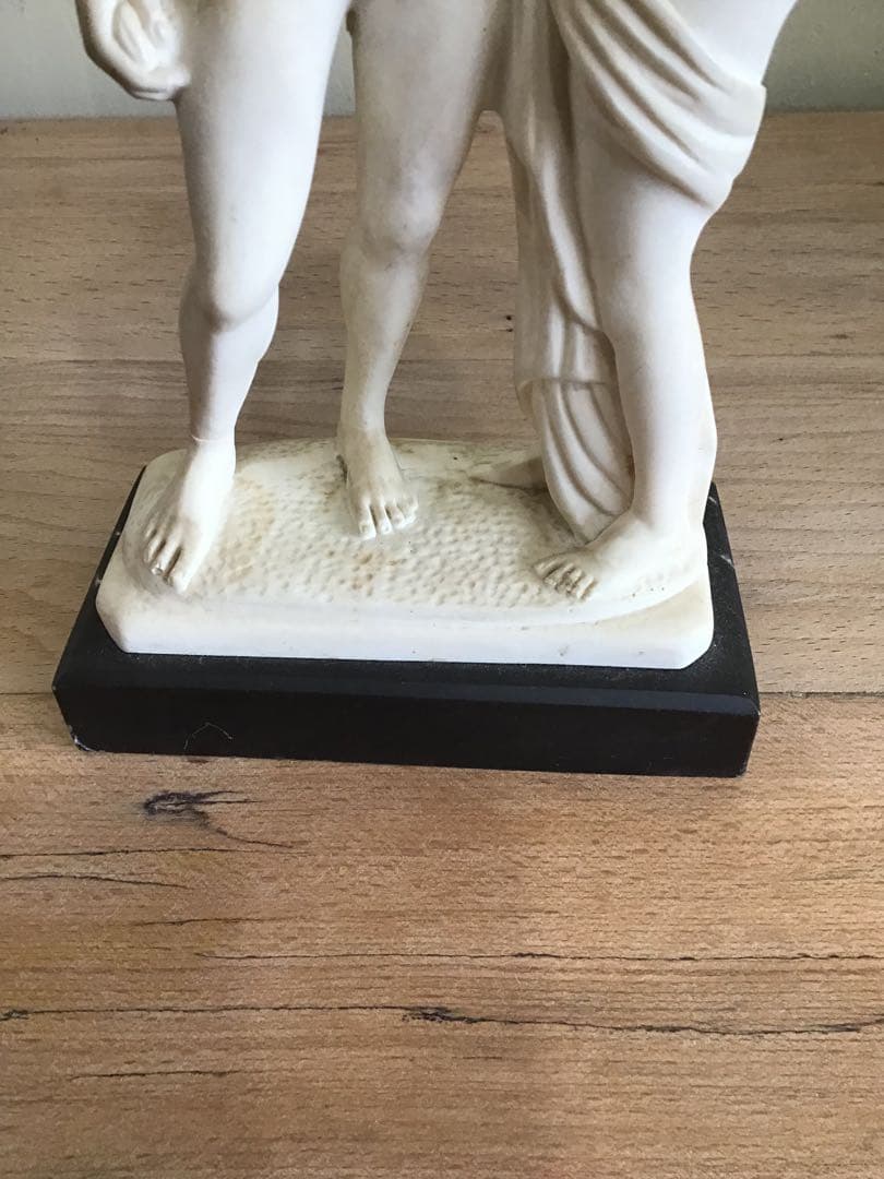 西洋彫刻　男女の抱擁 石膏彫刻 オブジェ　置物　25.5cm