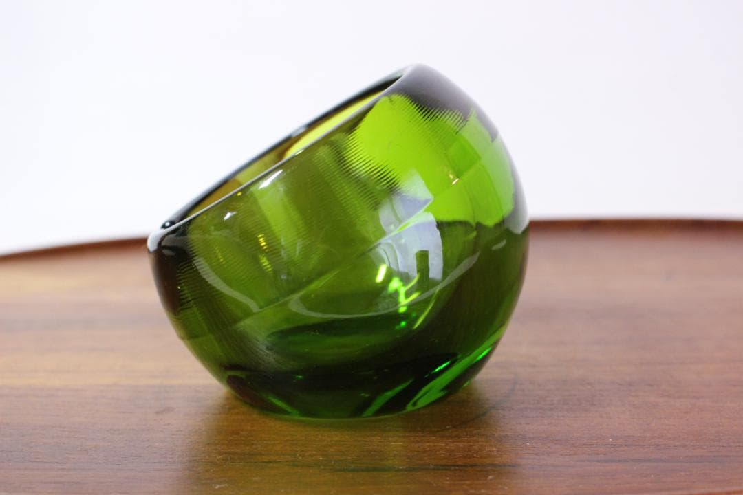 70s　ずっしり！　バイキング　VIKING　グリーンガラス　灰皿　ビンテージ