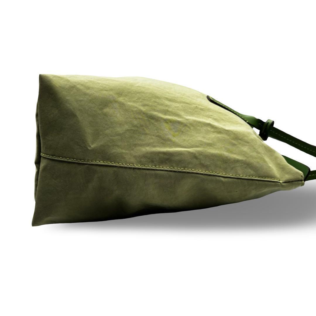 【良品】ロベルタピエリ　トートバッグ　黄緑　ナイロン　レザー　肩掛け　大容量