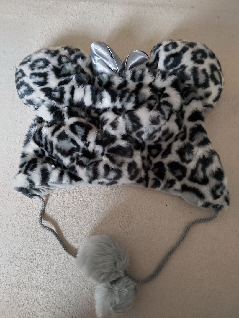 ディズニー ヒョウ柄 グレー シルバー ファンキャップ