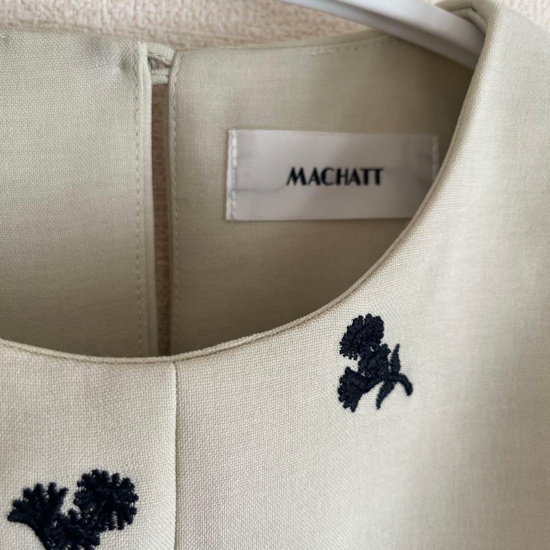 MACHATT マチャット　フォルムプルオーバー