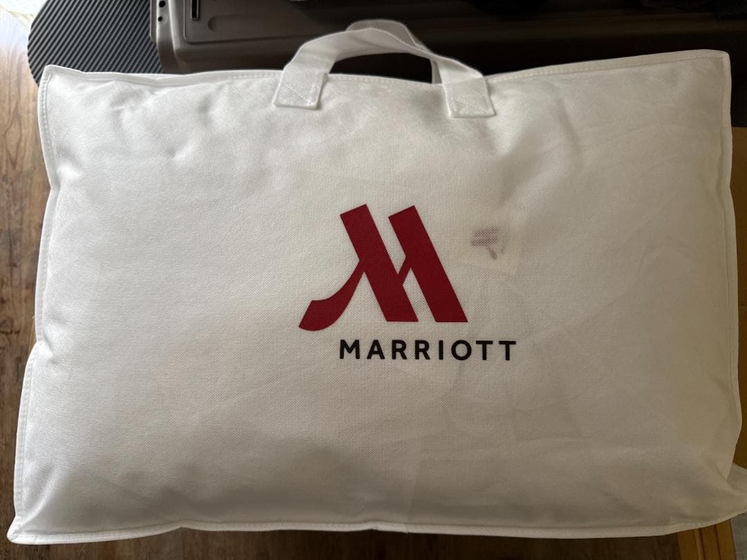 マリオットホテル枕 - 代替ダウン - マリオットホテル公式枕 ホワイト